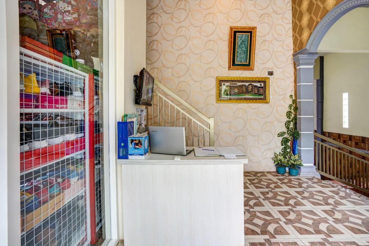 Super Oyo 90642 Lancar Homestay Syariah Tlekung Dış mekan fotoğraf