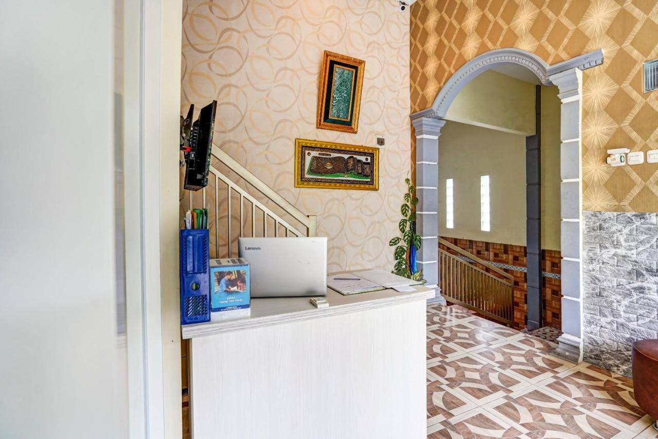Super Oyo 90642 Lancar Homestay Syariah Tlekung Dış mekan fotoğraf