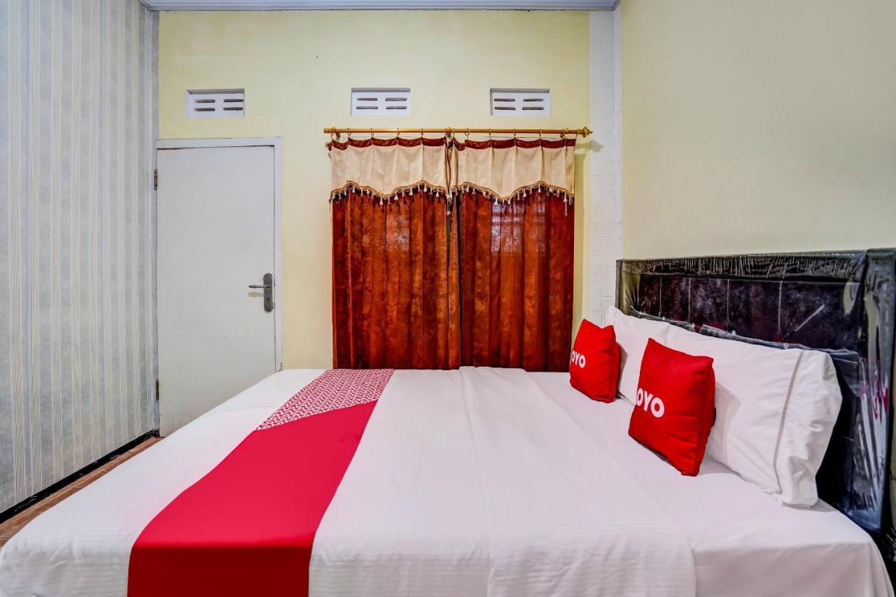 Super Oyo 90642 Lancar Homestay Syariah Tlekung Dış mekan fotoğraf