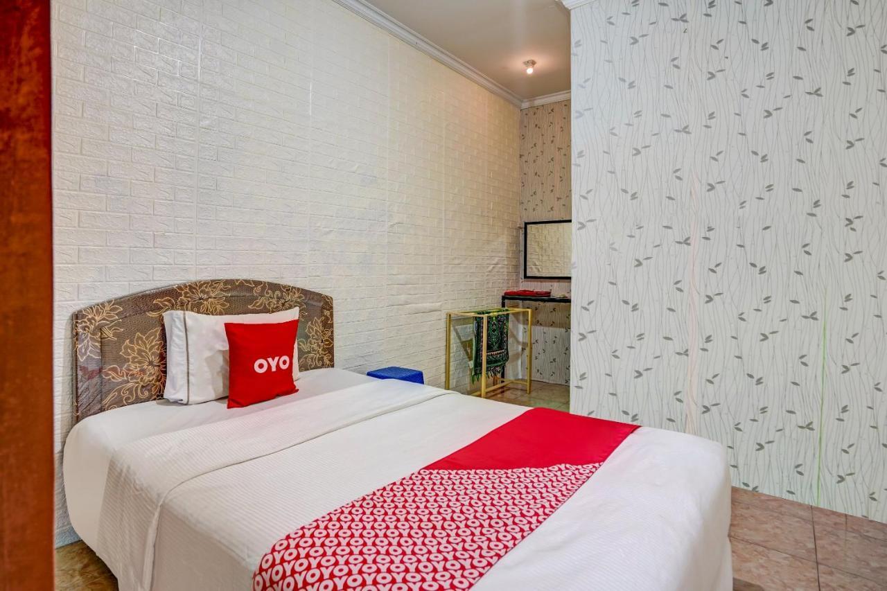 Super Oyo 90642 Lancar Homestay Syariah Tlekung Dış mekan fotoğraf